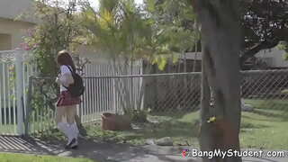 Enom Prawan Mbleset Kelas Kanggo Jancok Dheweke Pacar