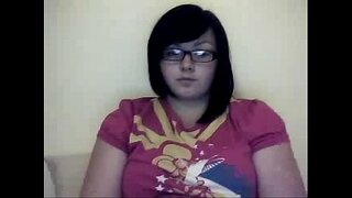 Nerdy amatérka s chlupatou kundu - více na hotcamsgirls.cf