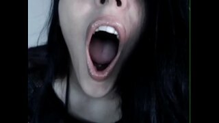 Cum nan bouch mwen pandan y ap mwen enjekte!