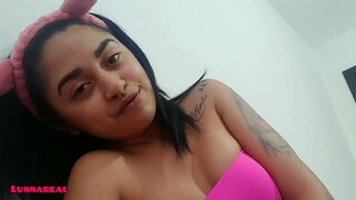 Dikush heq Dhomën Tuaj është Shumë me Brirë